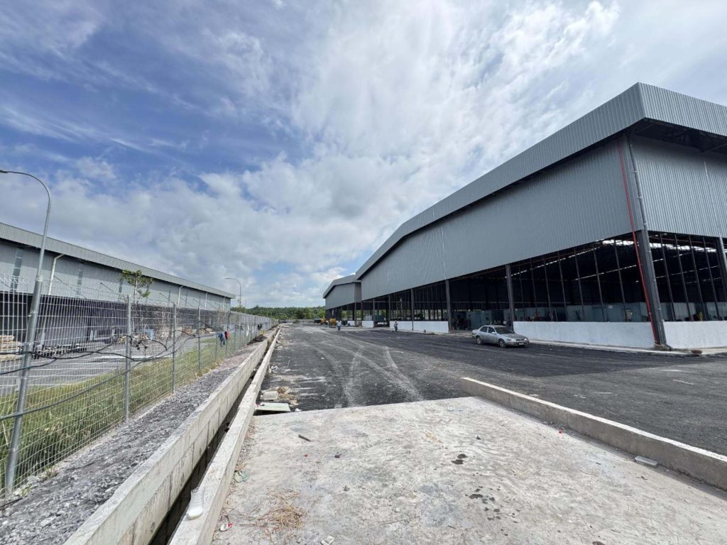 Bandar Enstek Factory For Sale - 08