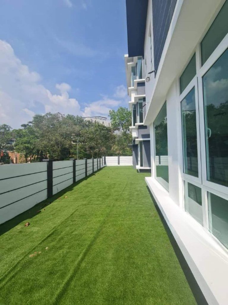 Taman Equine Park Bungalow for Sale - 01