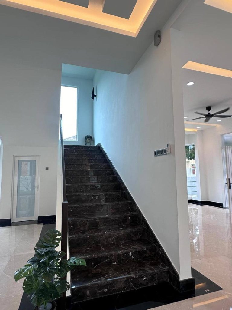 Taman Equine Park Bungalow for Sale - 14