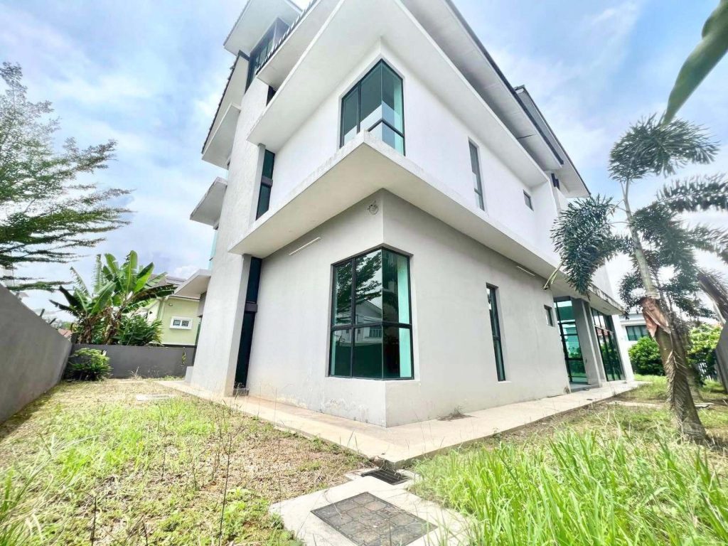 Taman Universiti Bungalow Bangi For Sale - 05