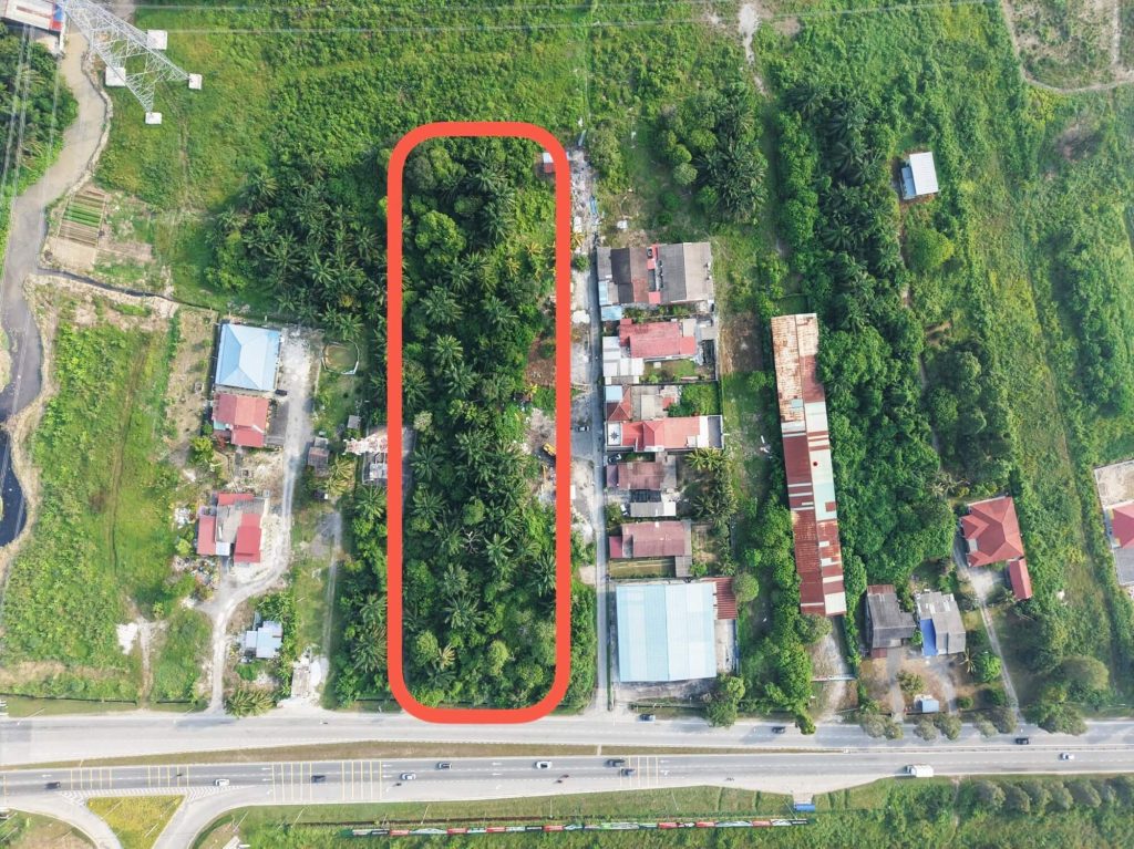 Next to Main road Banting Jenjarom Land For Sale - 01